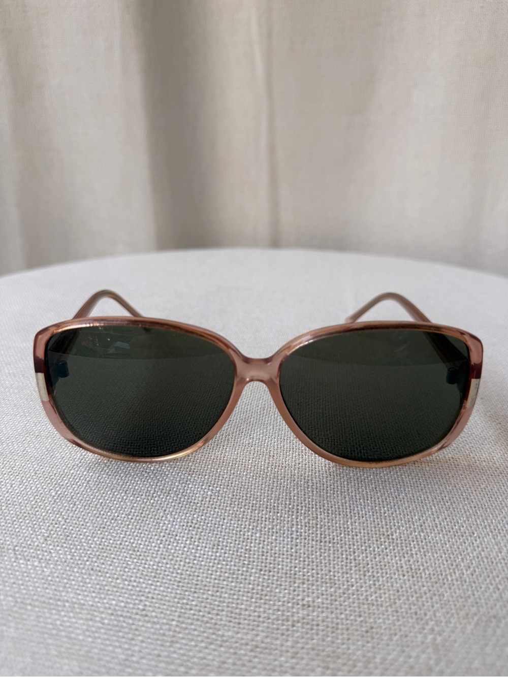 Vintage Oval Sunglasses in Rose Brown with Dark Green Lenses